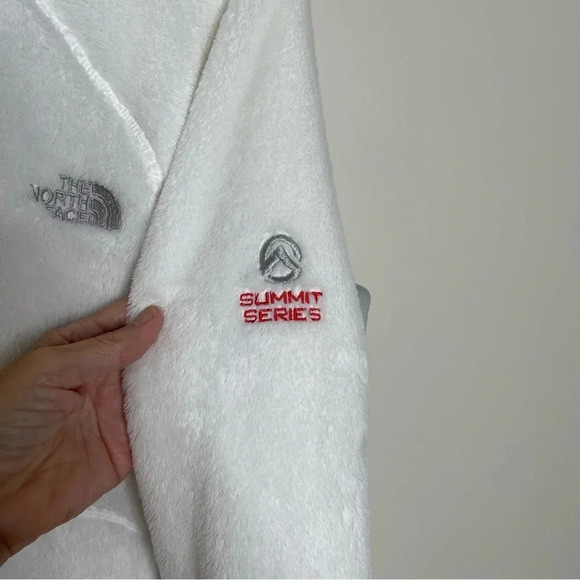 The North Face White and Gray Women's Jacket - Picture 6 of 15